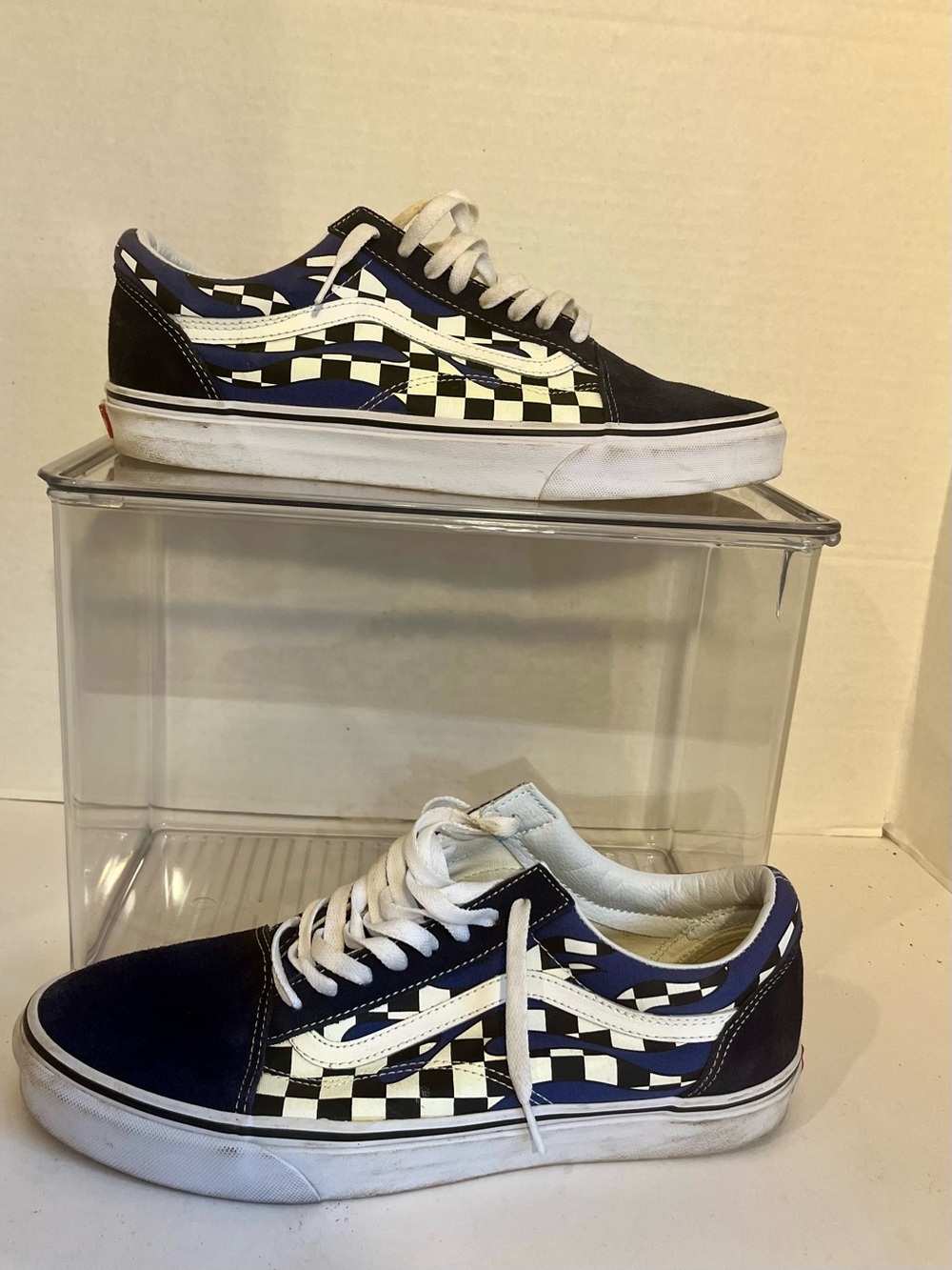 Men's Vans Old Skool (Checker Flame) Navy/True Sneakers (Size 11.5) VN0A38G1RX6